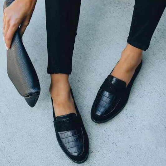IRINA | Zwarte Suède Loafers met Minimalistische Klasse