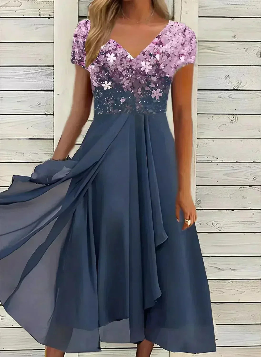 EVENY | Elegante Chiffon Feestjurk met Vloeiende Pasvorm
