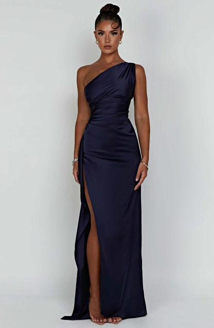 IRINA | Satijnen One-Shoulder Splitjurk voor Speciale Gelegenheden